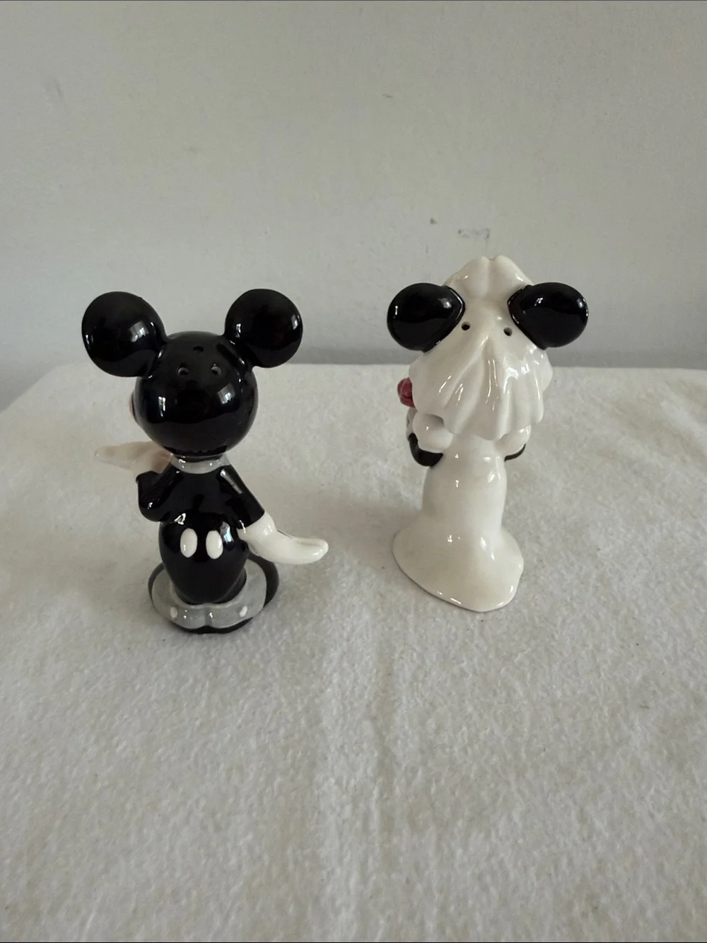 Minnie and Mickey Wedding Salt & Pepper Shaker/Ornament